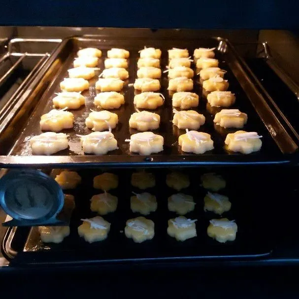 Step 5 Almond Cookies