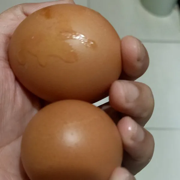 siapkan telur ayam