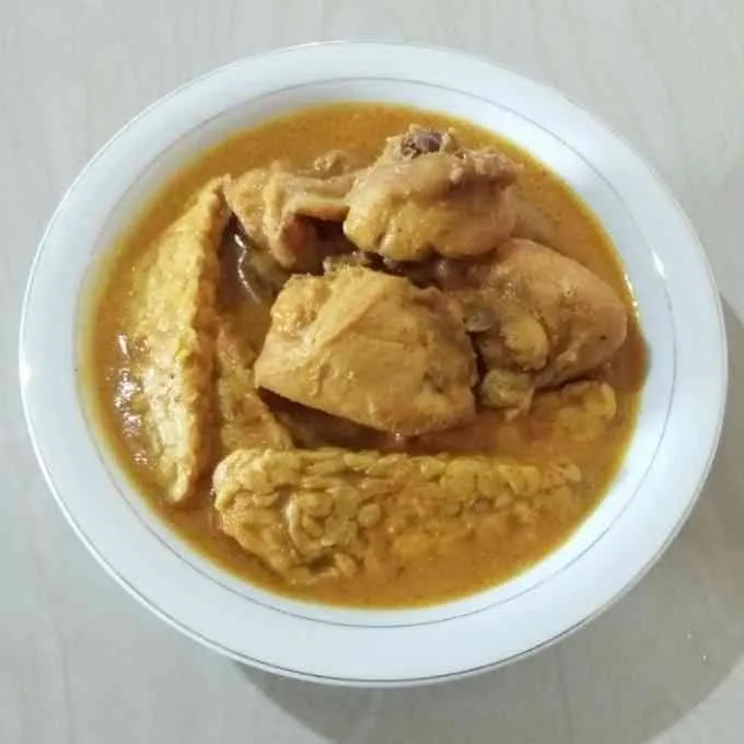 Lodho Ayam Tempe