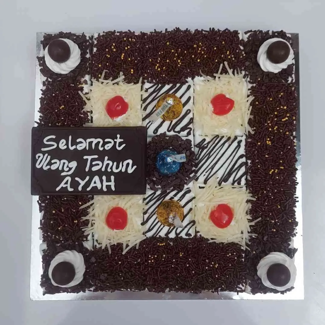 Cake Cokelat Potong