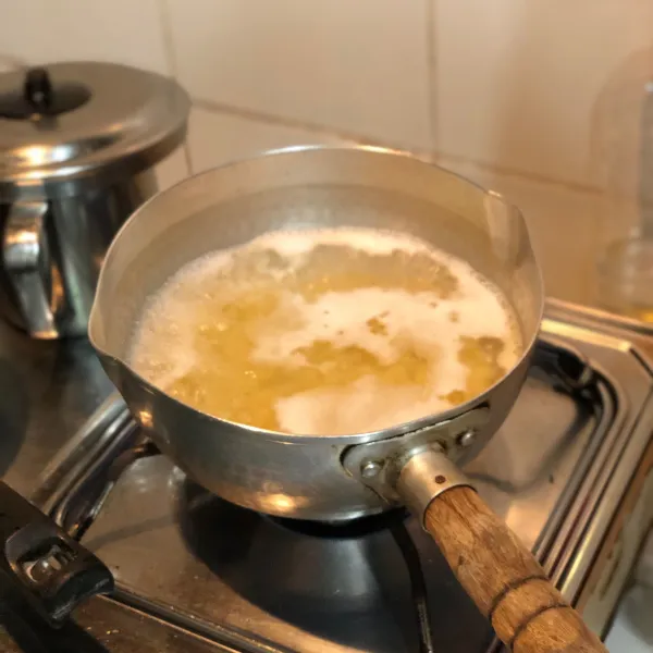 Rebus macaroni sampai al dante.