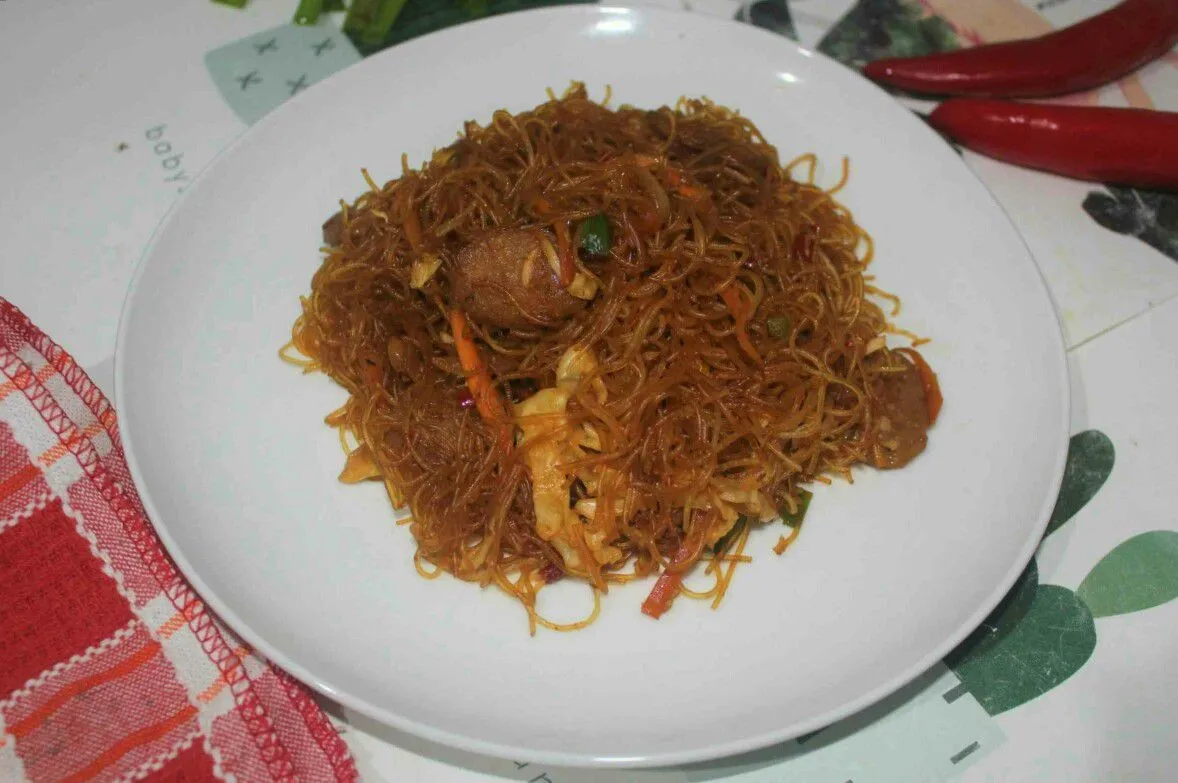 Bihun Goreng Baso