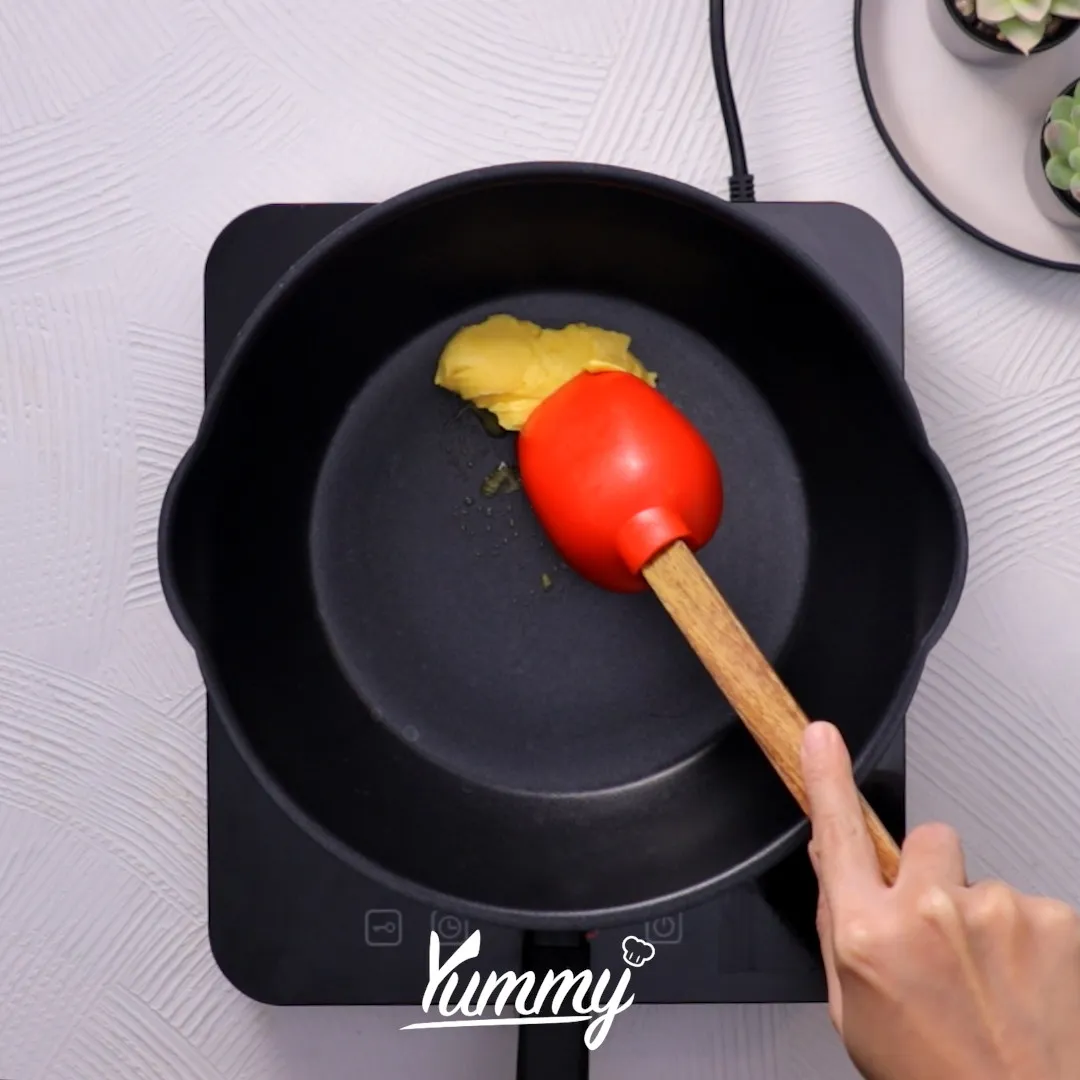 Step 1 Telur Ceplok Semur Kecap