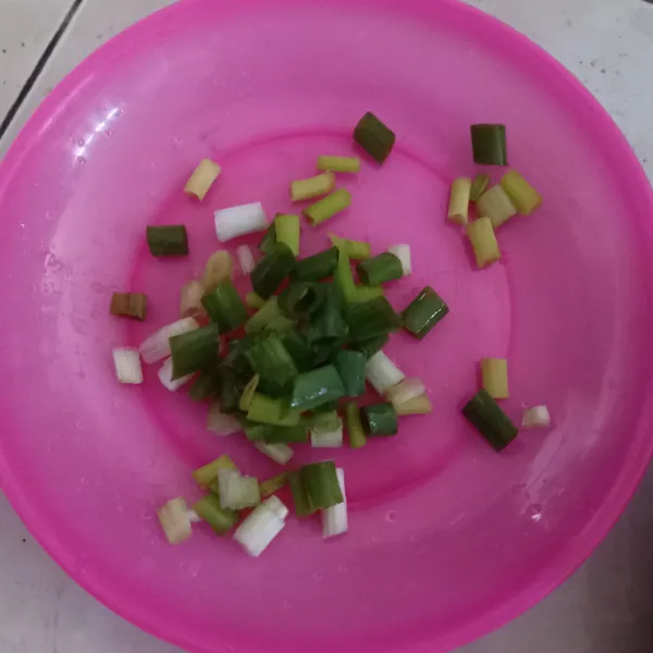 Potong-potong daun bawang