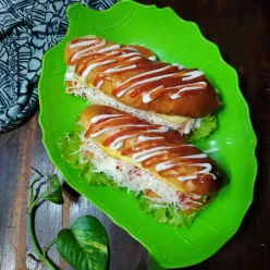 Long John Ayam Keju