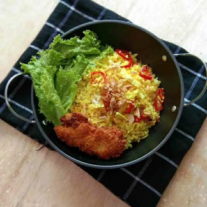 Nasi Goreng Kol Kuning