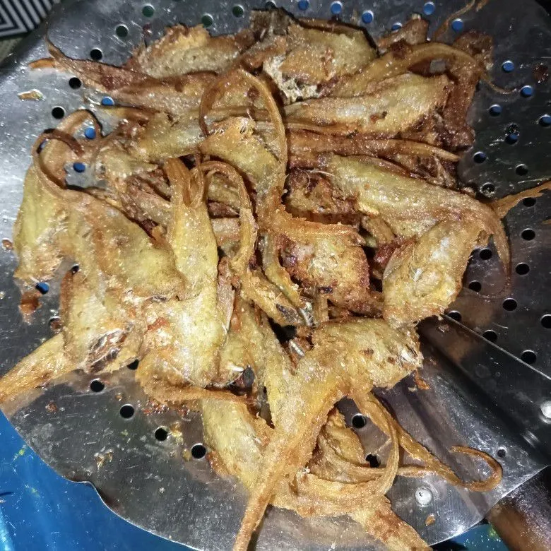 Step 5 Ikan Bulu Ayam Goreng Bumbu Kunyit