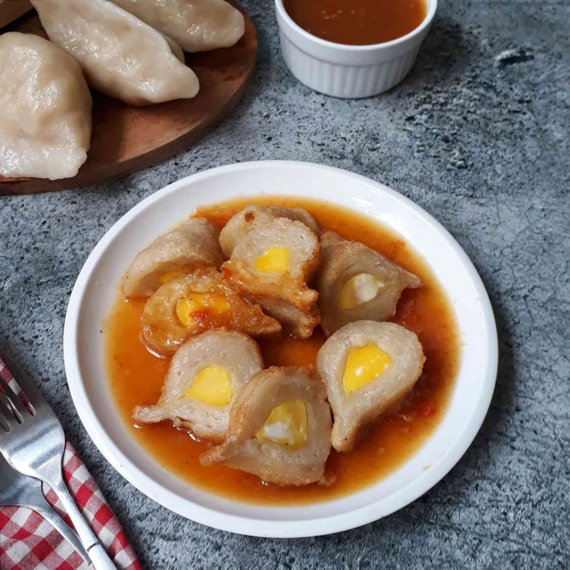 Empek-Empek Dos Isi Telur