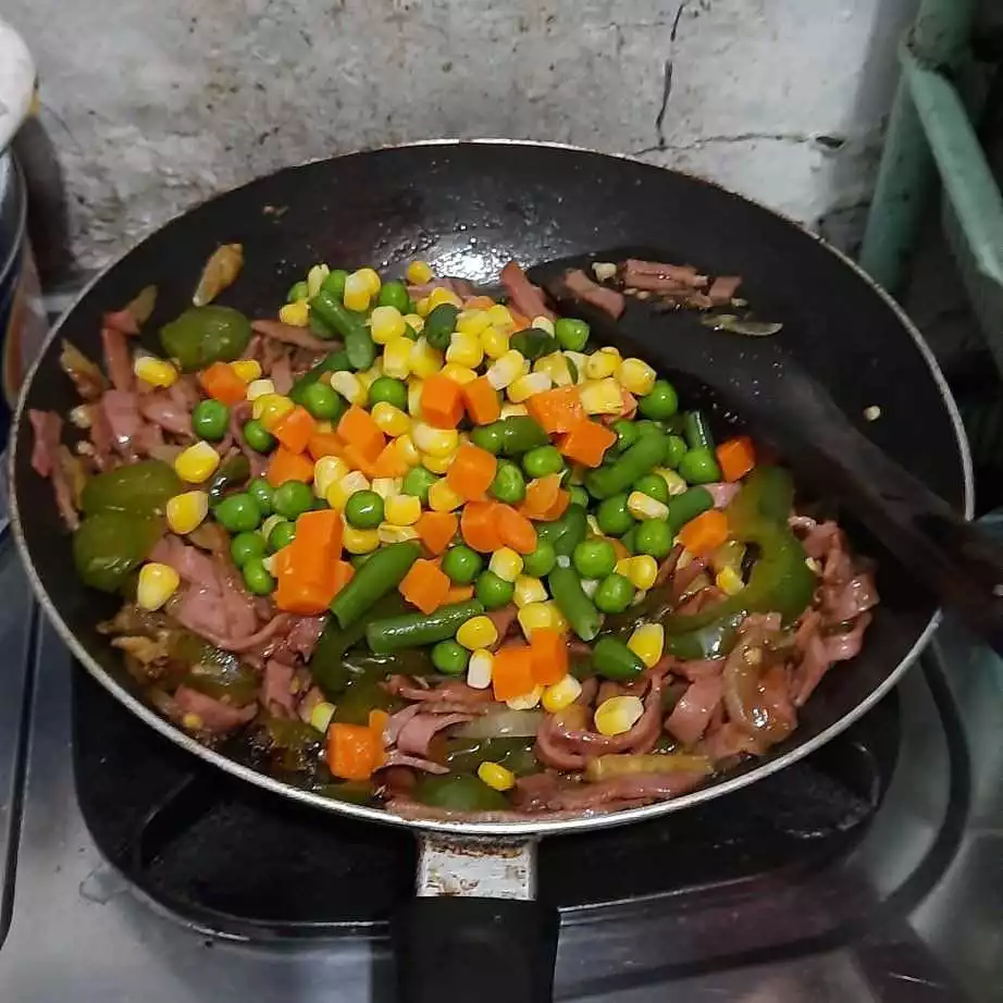 Step 4 Simple Mix Vegetable & Smoked Beef