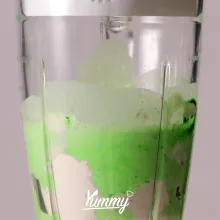 Proses blender hingga semua bahan tercampur rata, pastikan tidak ada bahan yang menggumpal.