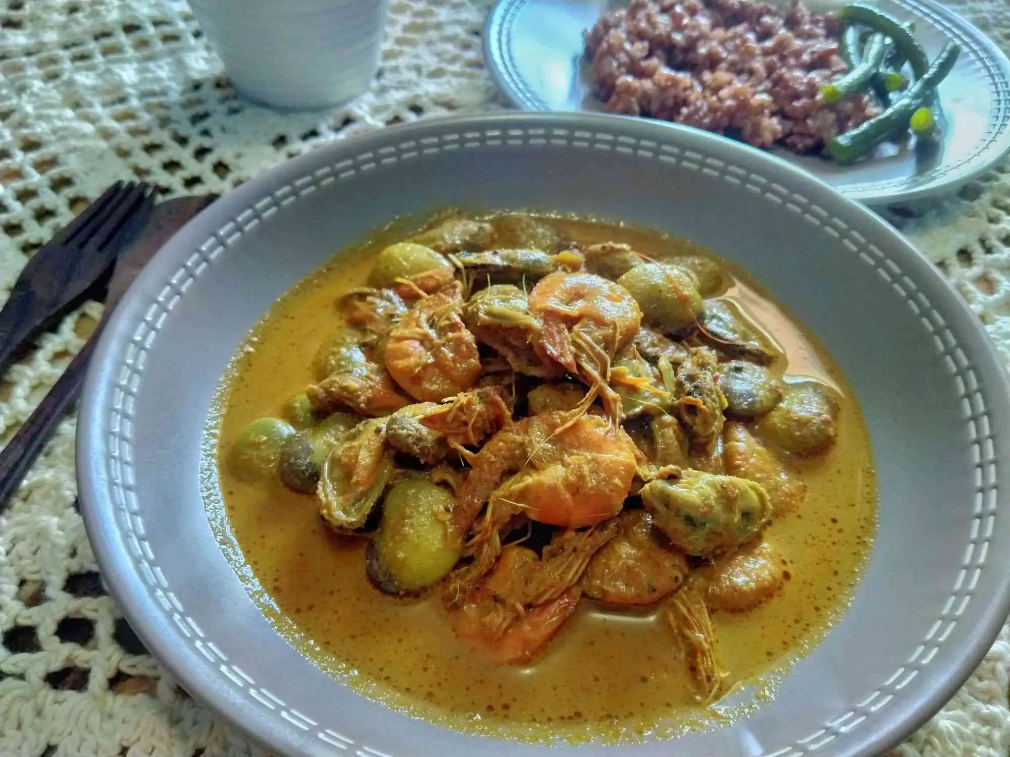 Gulai Udang & Kerang Bumbu Padang