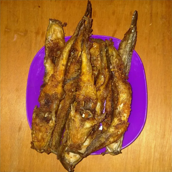 Siapkan lele goreng