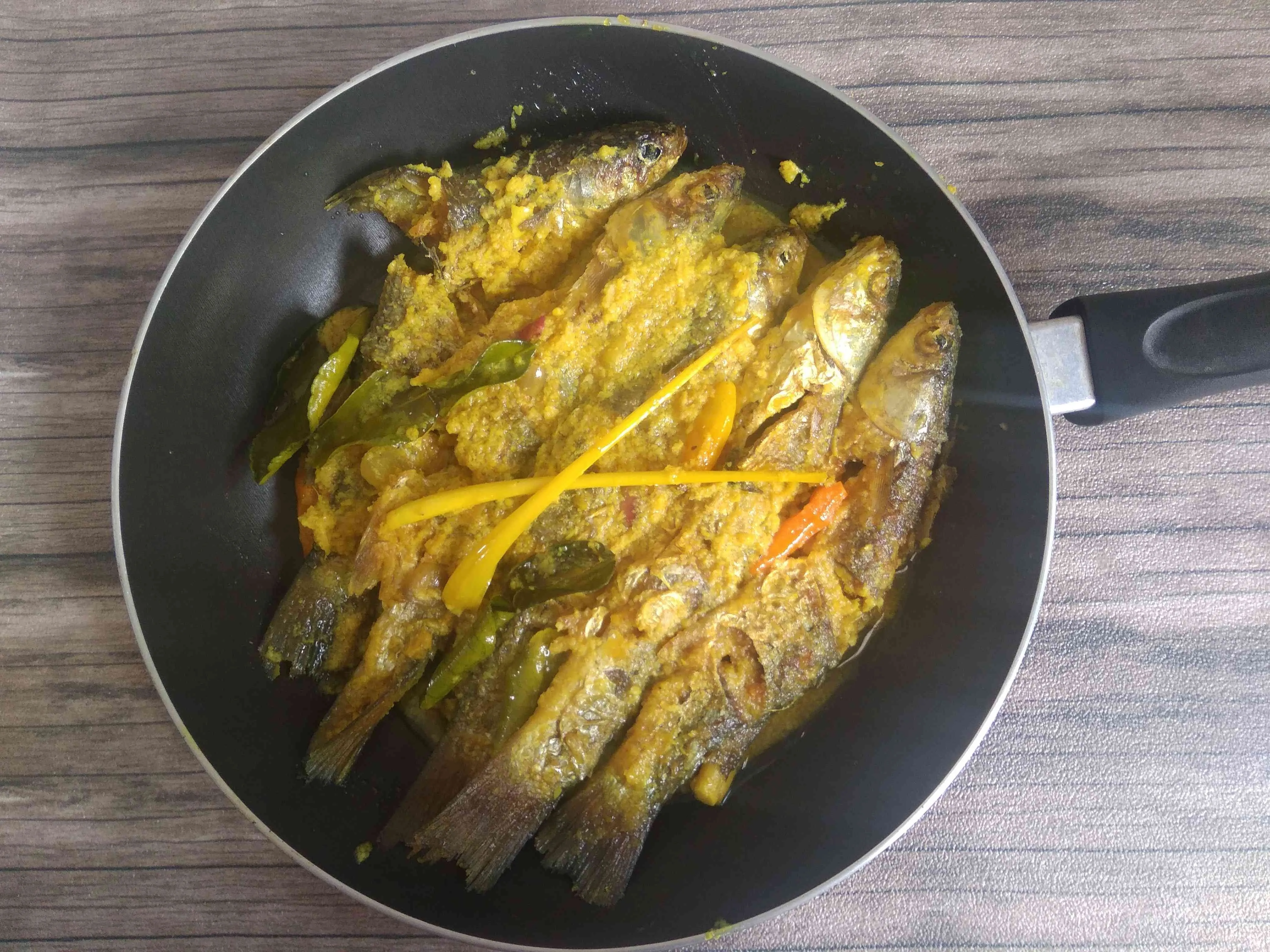 Ikan Belanak Bumbu Kuning