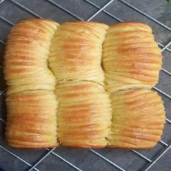 Wool Roll Bread