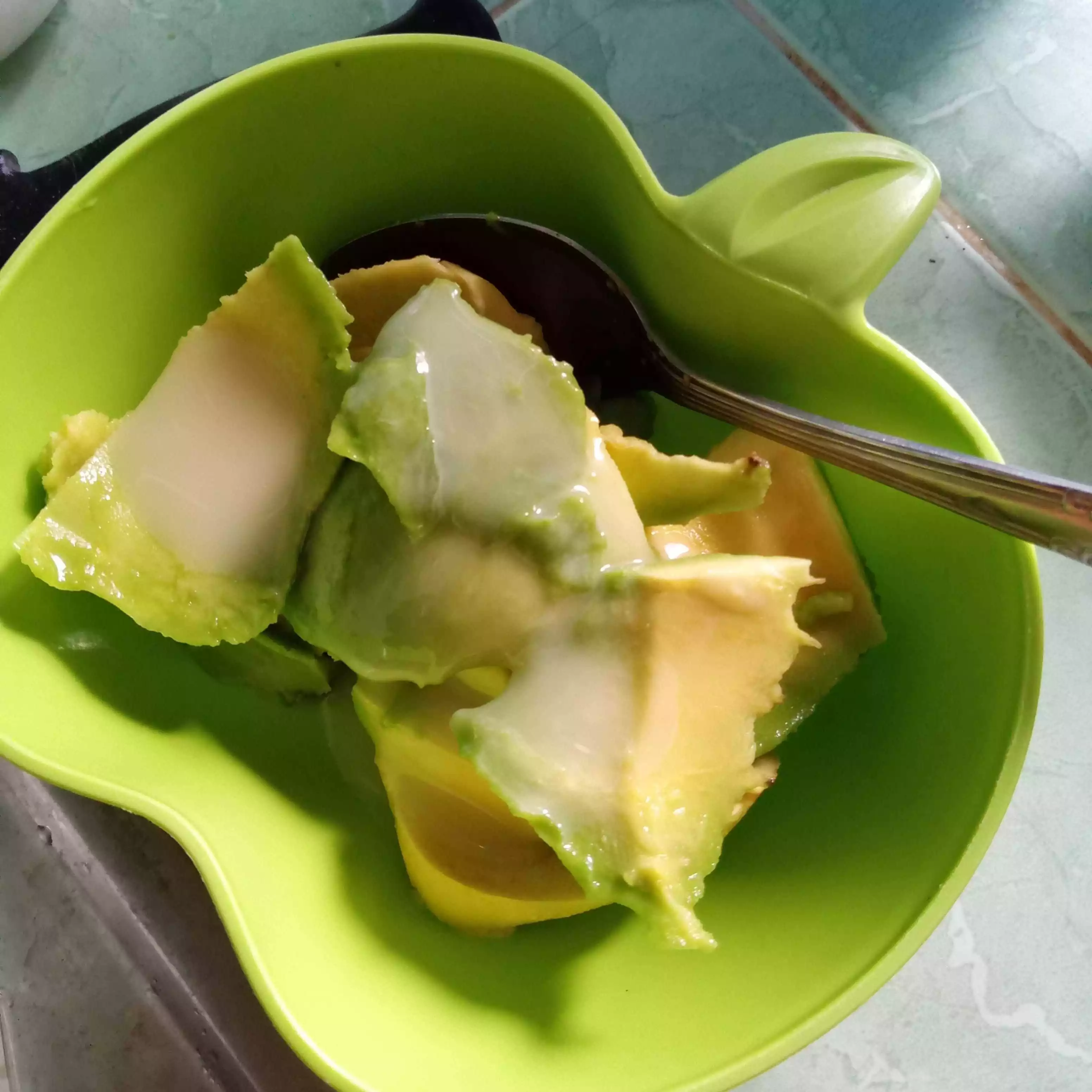 Step 1 Alpukat Kocok Cokelat Keju
