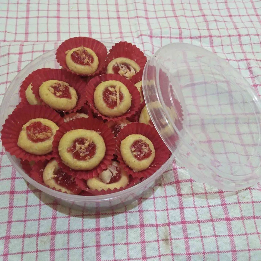 Cookies Strawberry Keju