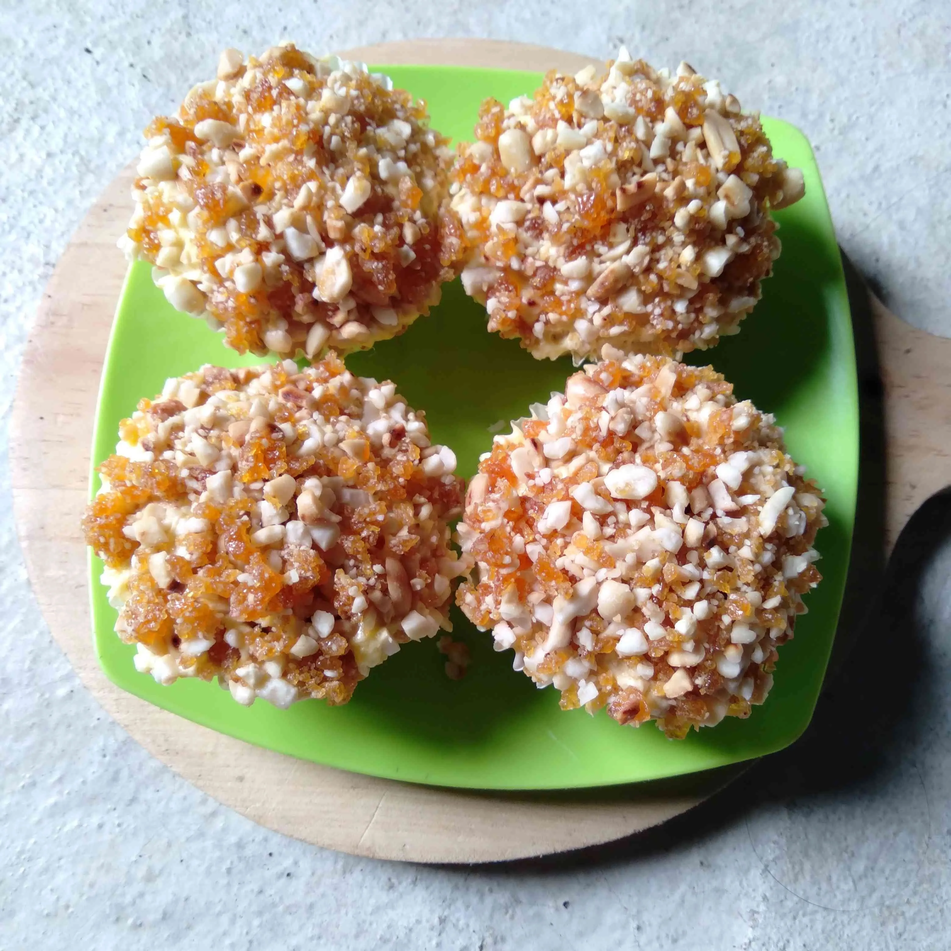 Bolu Mini Kacang Nougat