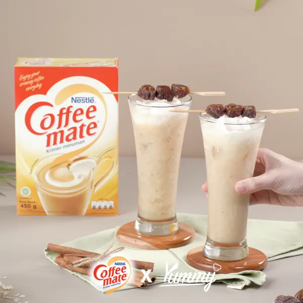 Es Kelapa Kurma COFFEE MATE siap disajikan.