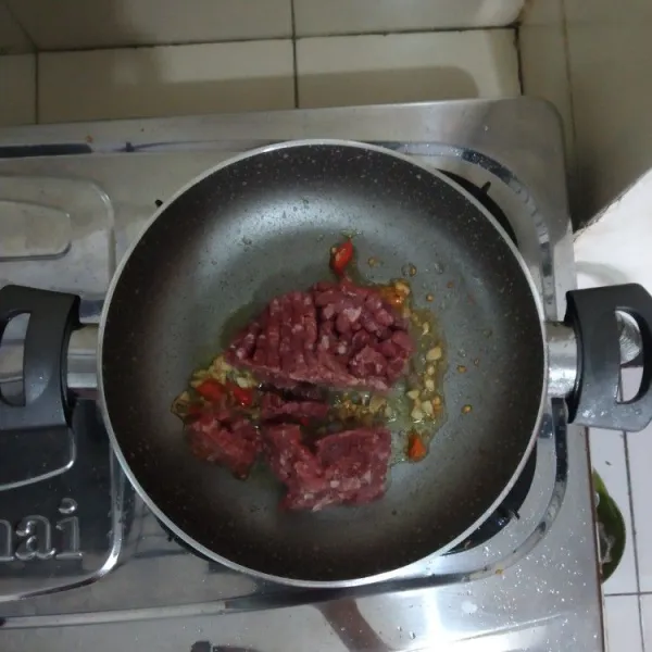 Masukkan daging sapi giling