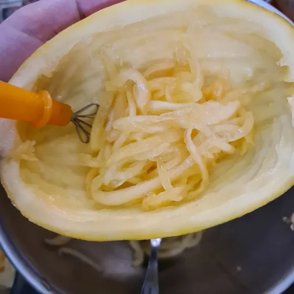 Kerok blewah/ garbis.