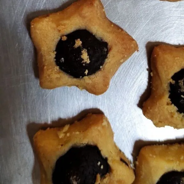 Oven 150°C selama 15-20 menit menggunakan api atas bawah.