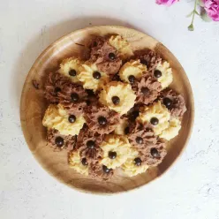 Kue Semprit Dahlia #LiburandiRumahAja