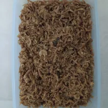 Cuci bersih ikan asin jambrong, tiriskan menggunakan kertas kemudian goreng hingga matang.