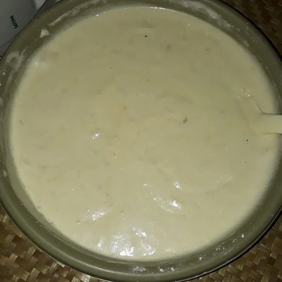Step 6 Bolu Pisang Putih Telur