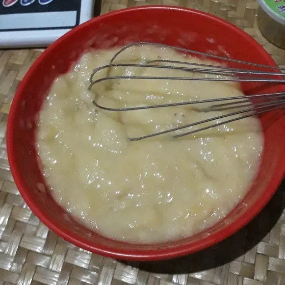 Step 1 Bolu Pisang Putih Telur
