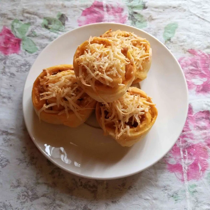 Pizza Roll #LiburandiRumahAja