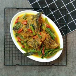 Pesmol Ikan Mas Kacang Panjang