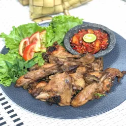 Ayam Goreng Kalasan #LiburandiRumahAja
