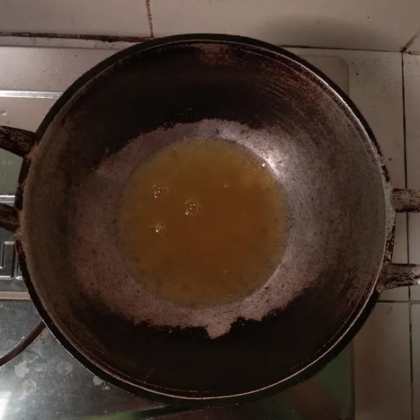 Rebus air jeruk hingga mendidih.