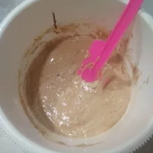aduk balik dengan spatula, jangan sampai ada yang mengendap.