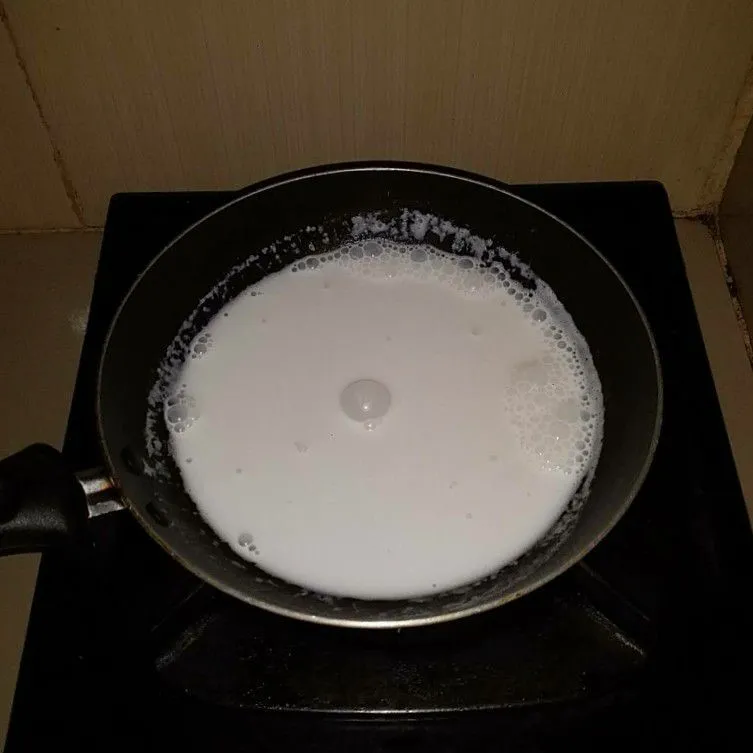 Step 1 Gemblong Ketan Item