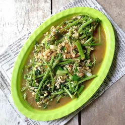 Tumis Selada Air Kecambah