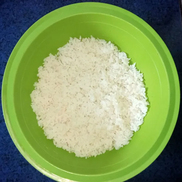 Ambil nasi sesuai takaran