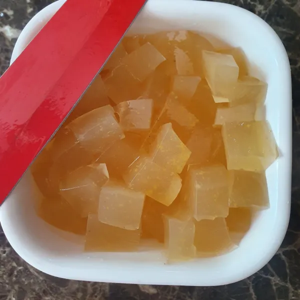 Potong-potong jelly.