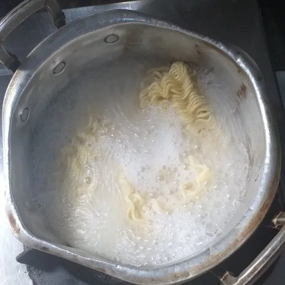 Step 1 Mie Goreng Jawa