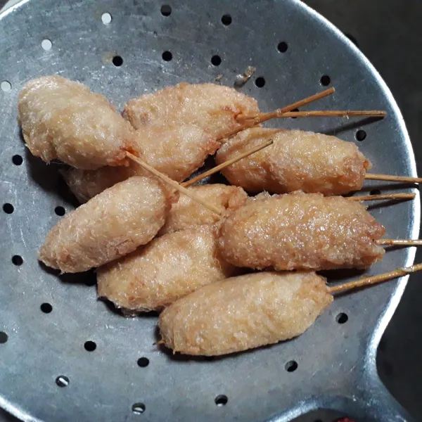Angkat dan tiriskan.