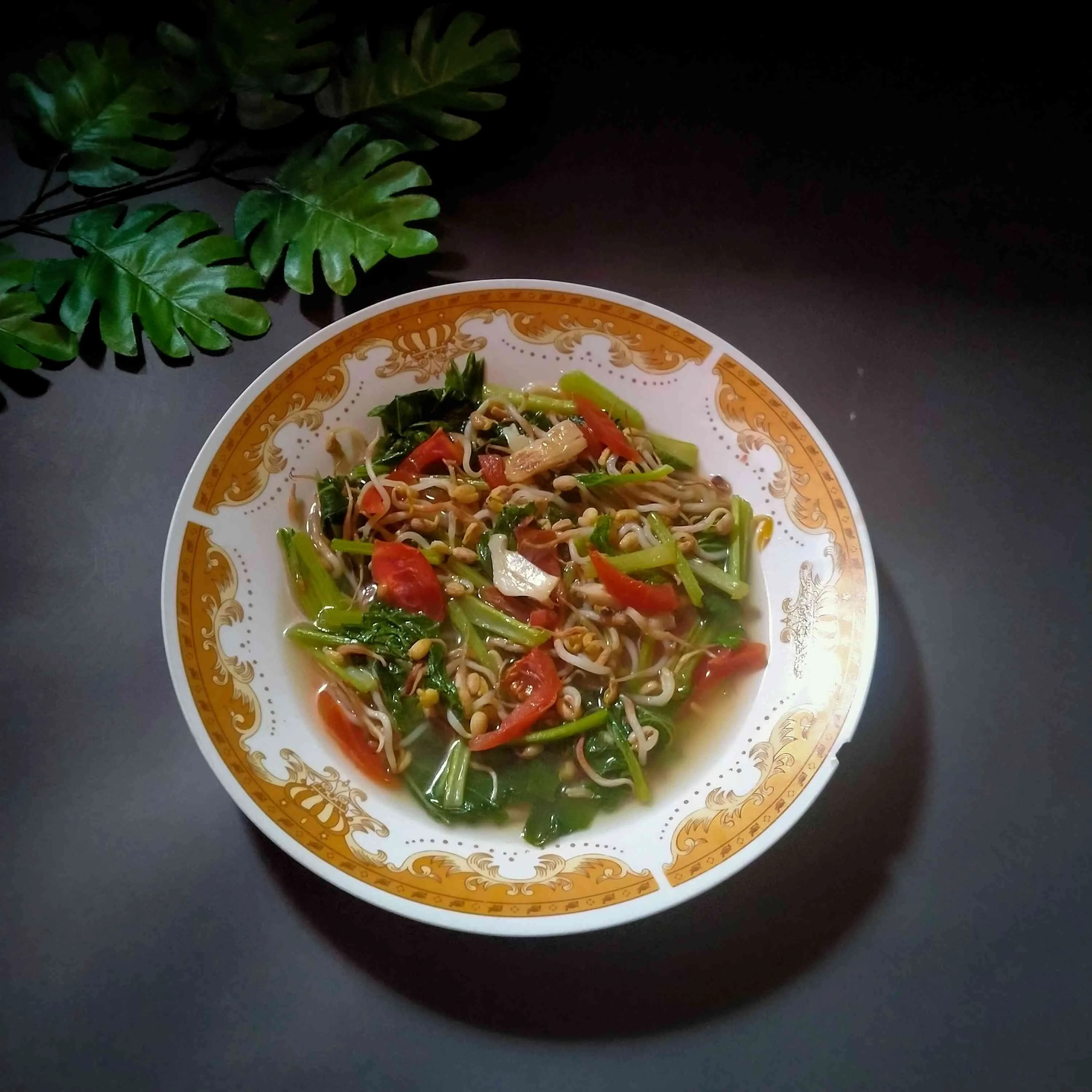 Resep Sayur Sawi Toge Tomat Sederhana Rumahan Di Yummy App