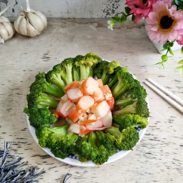 Pindahkan ke piring dan siap disajikan.