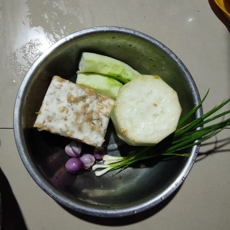 Step 1 Sayur Bening