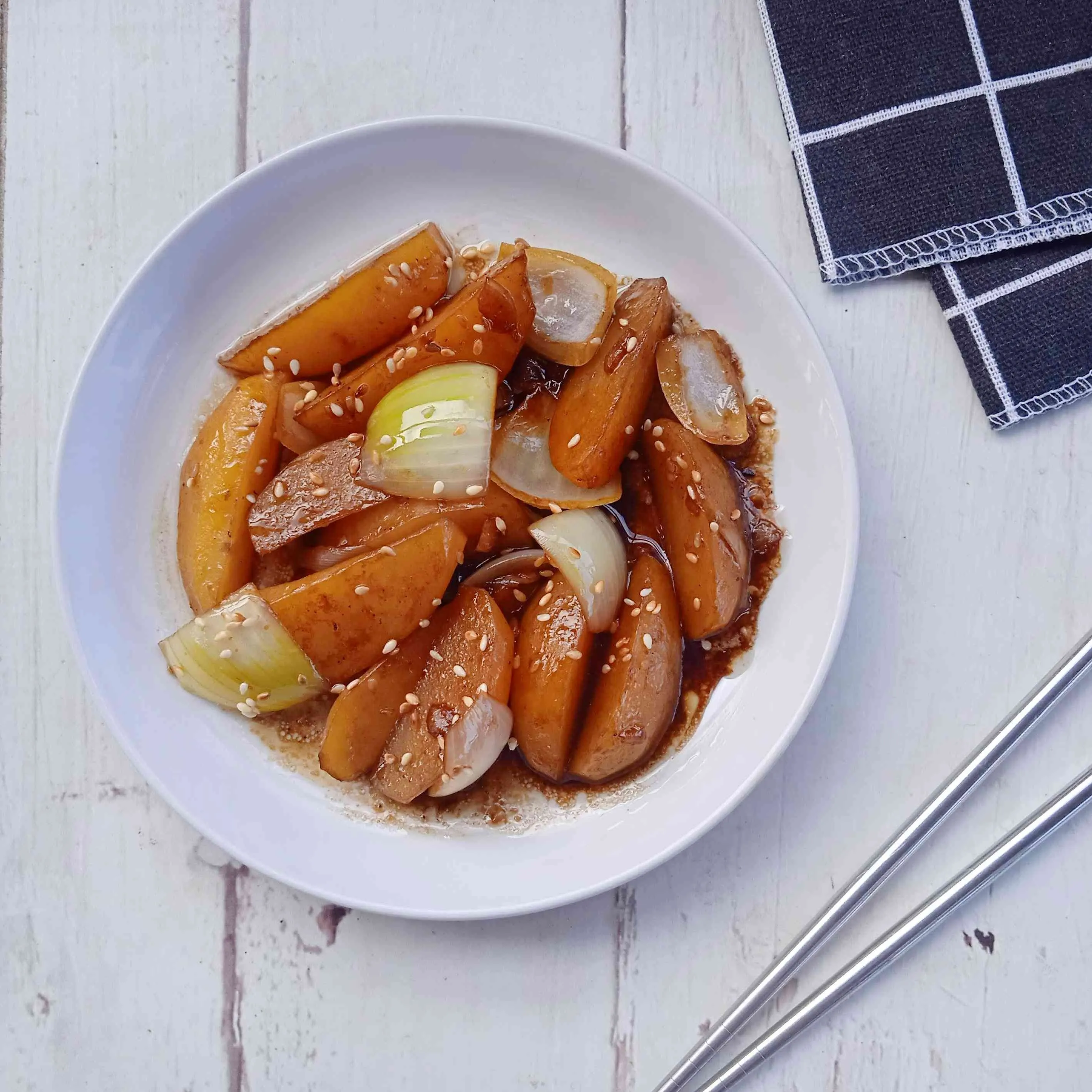 Gamja Jorim (Korean Braised Potatoes) #KoreanFood