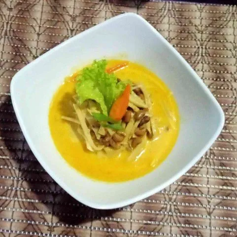 Gulai Rebung Kacang Tolo