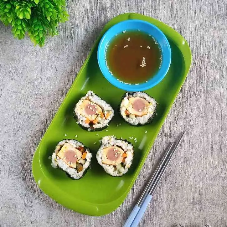 Kimbab Isi Telur Gulung Sosis #KoreanFood