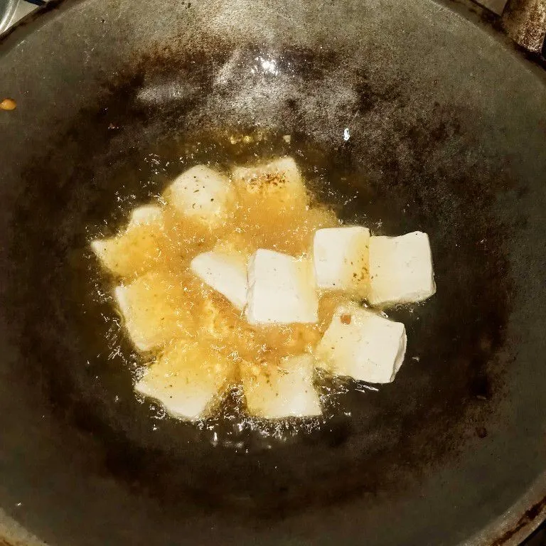 Step 3 Dubu Jorim (Tahu Goreng Bumbu Korea)