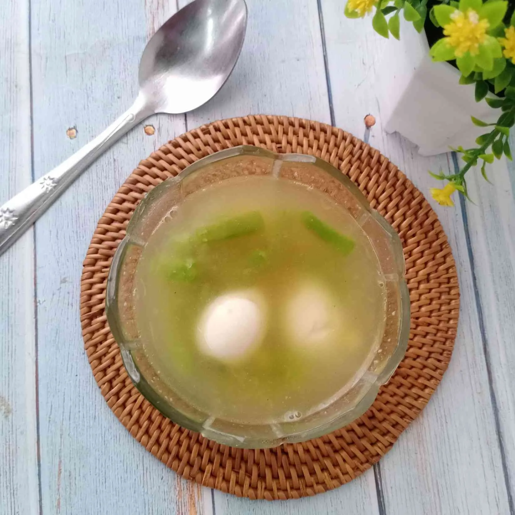 Sop Buncis Jagung Telur Puyuh