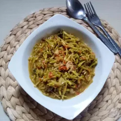 Tumis Pedas Bunga Pepaya Ayam Suwir