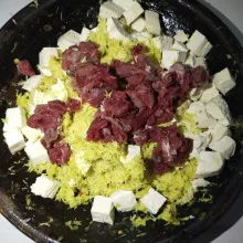 Botok Daging Kemudian potong daging dan tahu kemudian campurkan ke dalam parutan ...